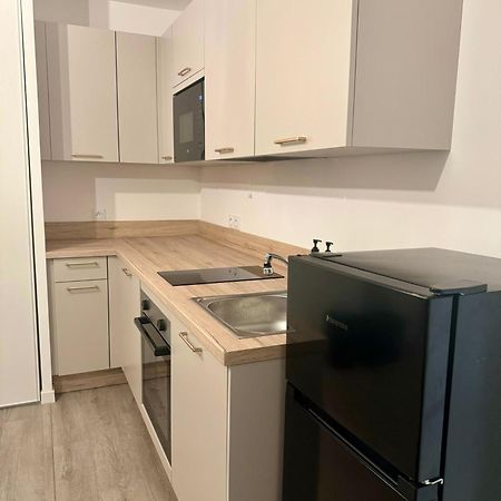 Studio Moderne Et Tout Equipe, Proche Du Rer, Paris & Aeroport D'Orly En 20 Min, Lit Bebe Sur Demande Витри-сюр-Сен Экстерьер фото