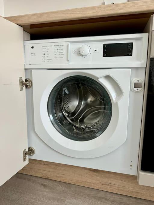 Studio Moderne Et Tout Equipe, Proche Du Rer, Paris & Aeroport D'Orly En 20 Min, Lit Bebe Sur Demande Витри-сюр-Сен Экстерьер фото